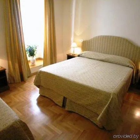 Affittacamere Boncompagni 4*